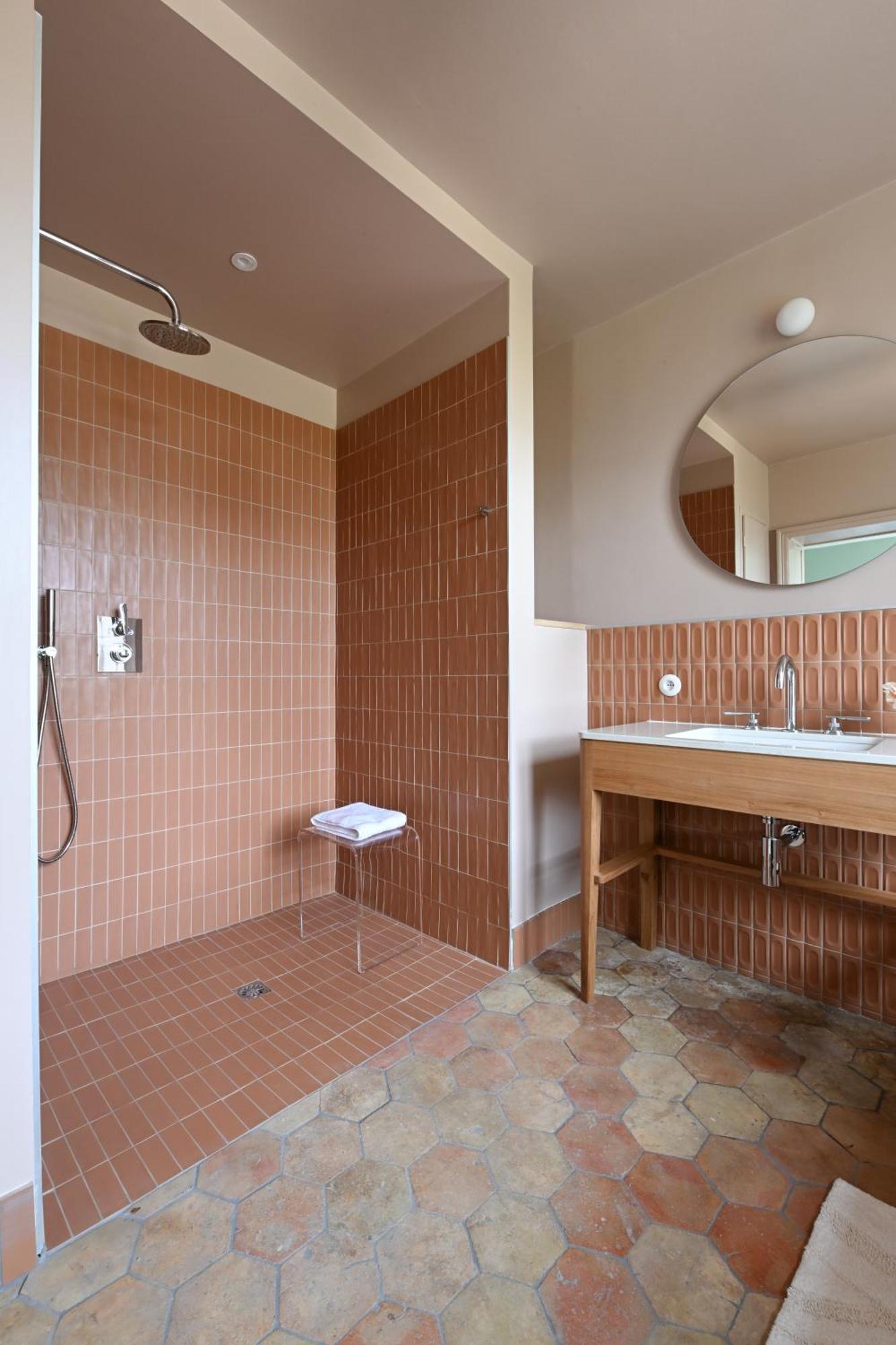 Hotel Les Pres Saint-Hilaire-le-Chatel Dış mekan fotoğraf